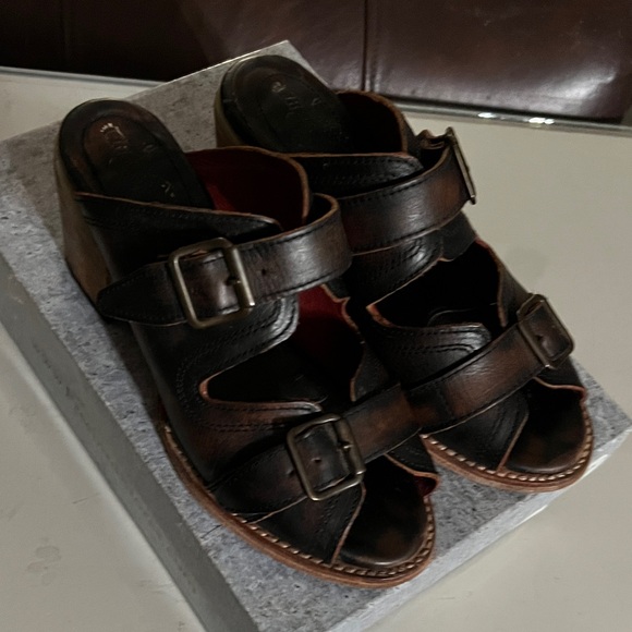 freebird Shoes - Freebird Women’s Dark Leather Sandal